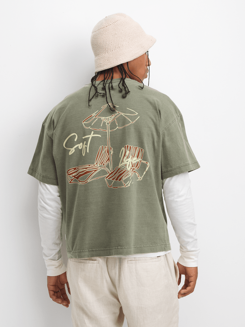 YARNS Luxury Resort Tshirt - Olive