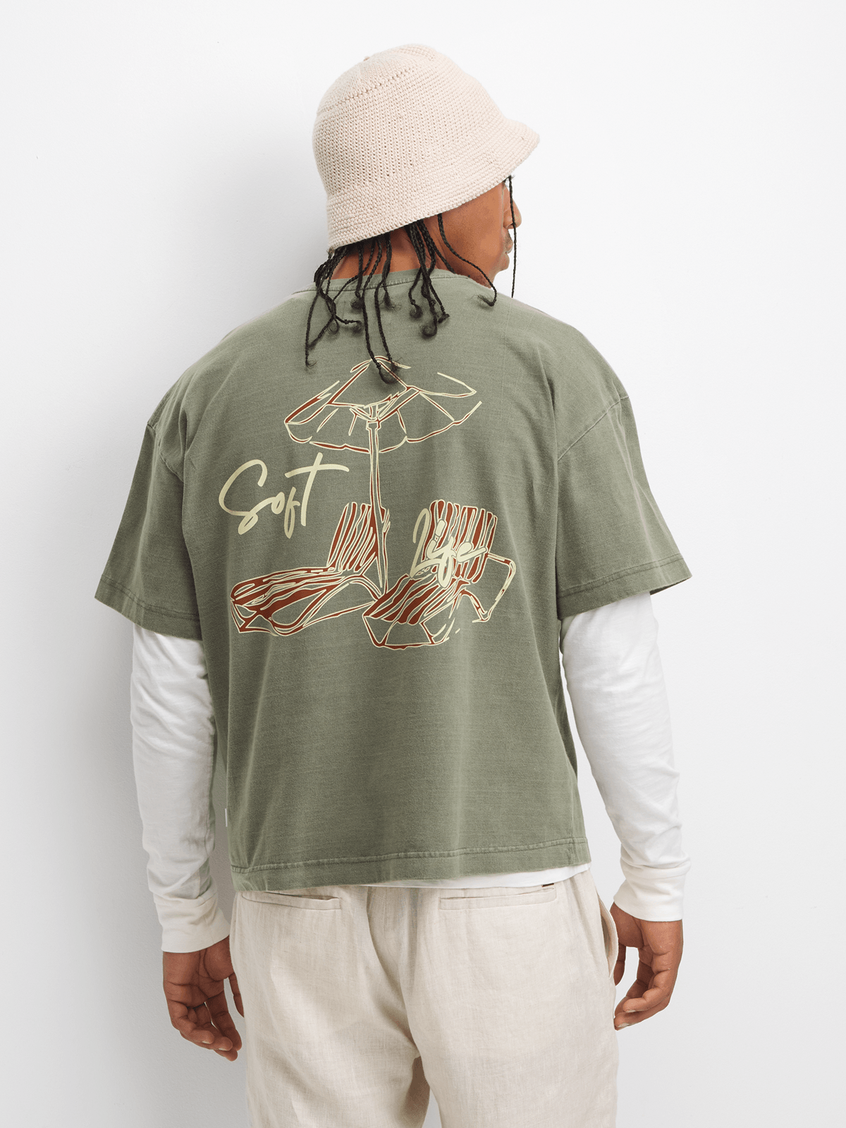 YARNS Luxury Resort Tshirt - Olive